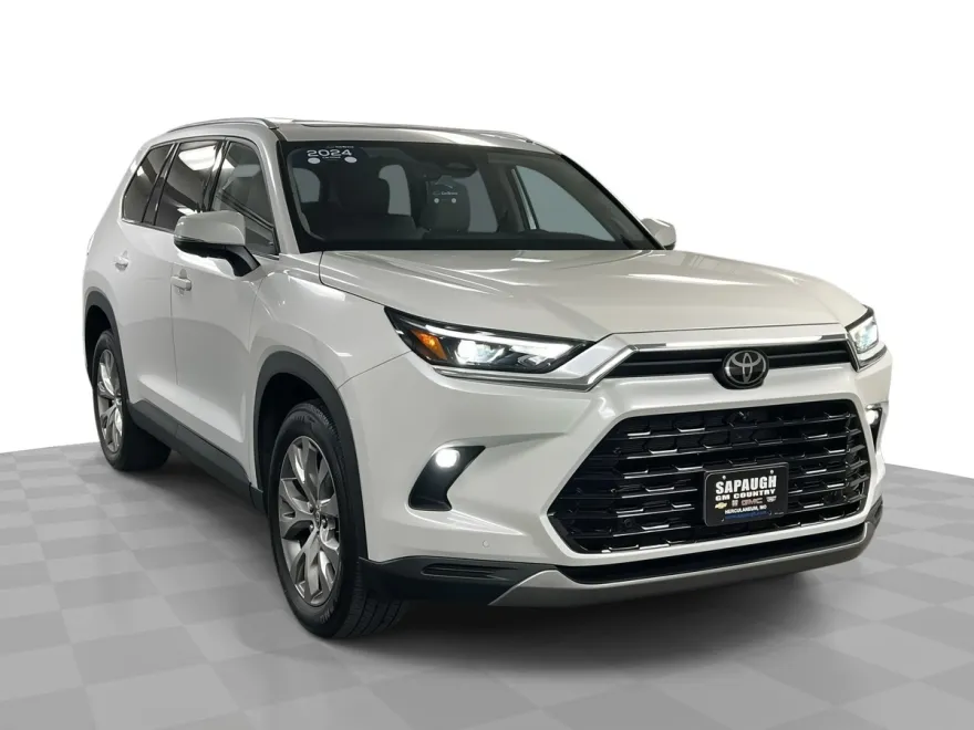 2024 Toyota Grand Highlander Limited photo 1