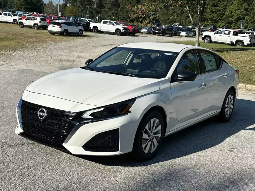 2025 Nissan Altima 2.5 S photo 1