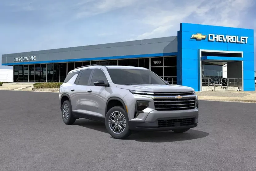 2026 Chevrolet Traverse photo 1