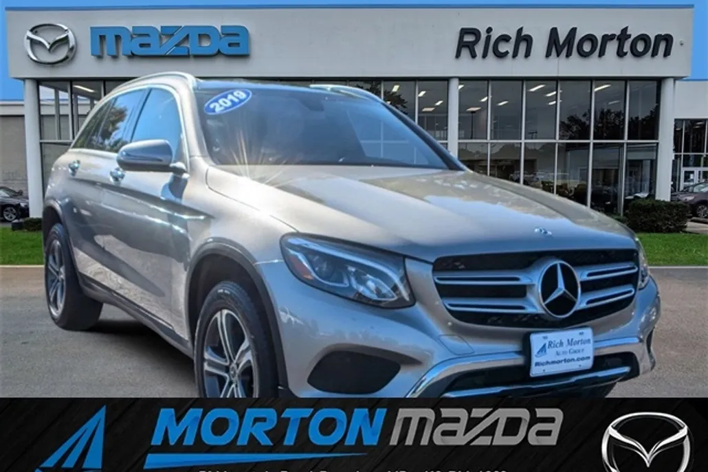 2019 Mercedes Benz GLC 300 4MATIC photo 1