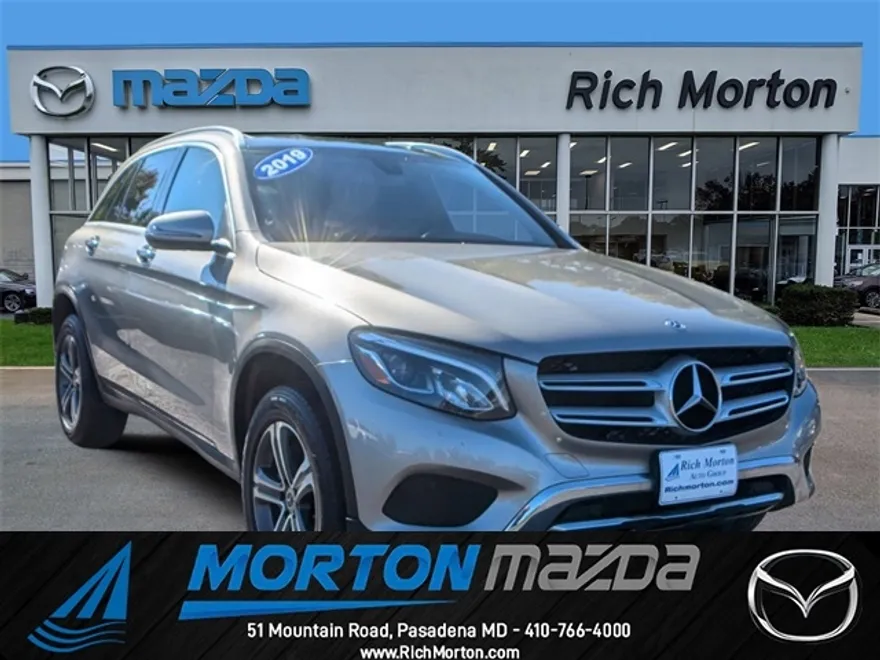 2019 Mercedes Benz GLC 300 4MATIC photo 1