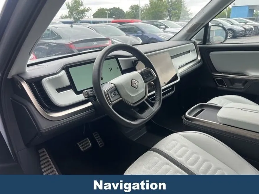 2023 Rivian R1S Adventure photo 1