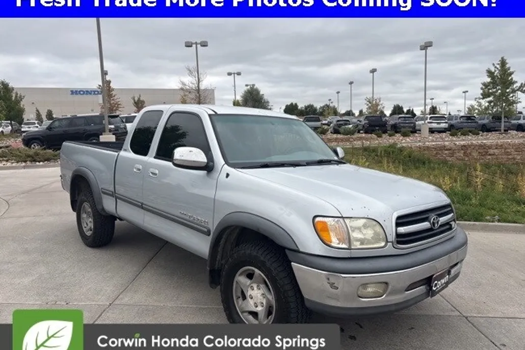 2000 Toyota Tundra SR5 photo 1