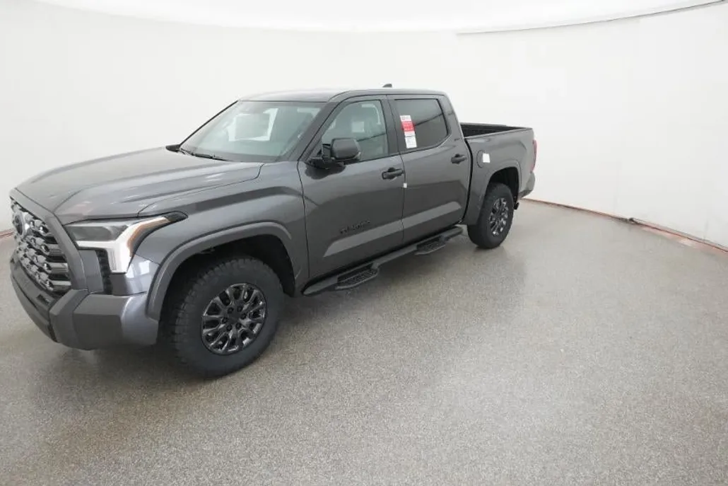 2026 Toyota RAV4 SR5 photo 1