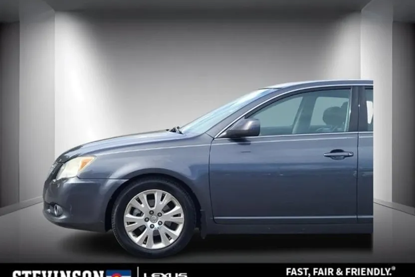 2008 Toyota Avalon XLS photo 1