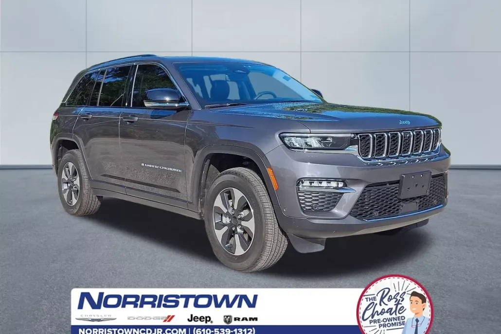 2022 Jeep Cherokee Limited 4xe photo 1