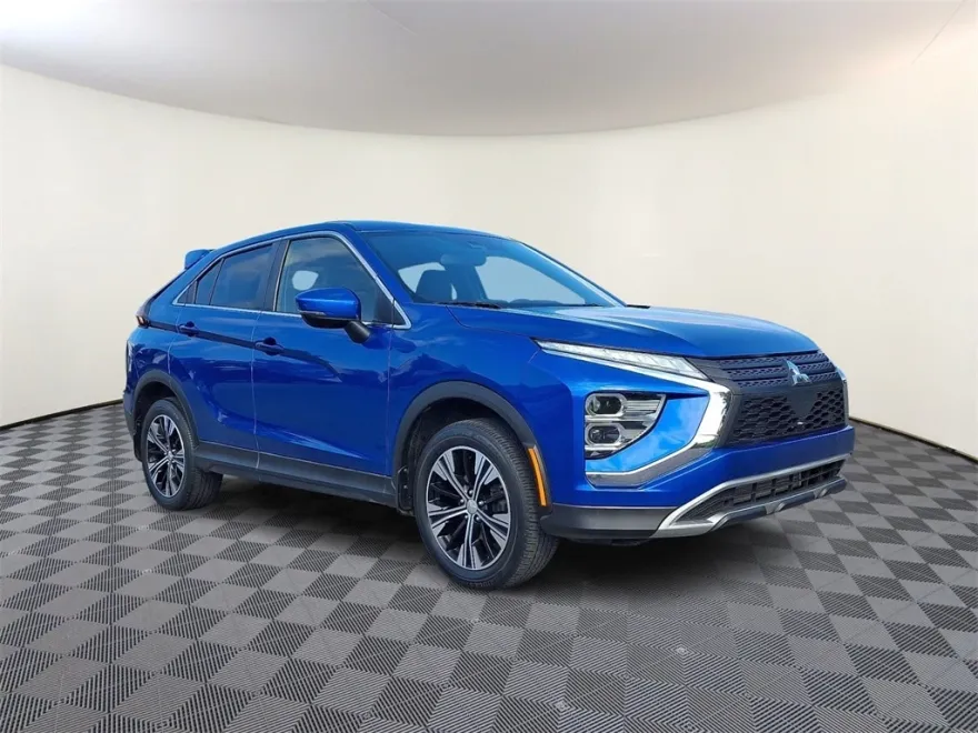 2022 Mitsubishi Eclipse Cross SEL photo 1
