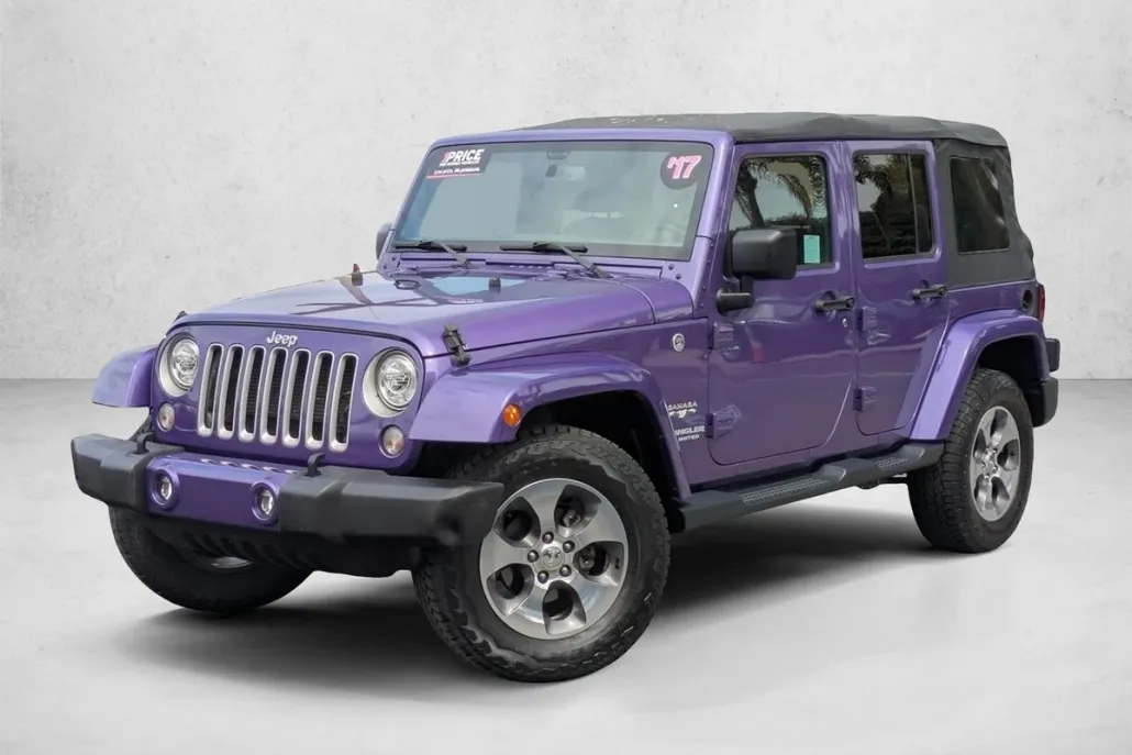 2017 Jeep Wrangler Unlimited Sahara photo 1