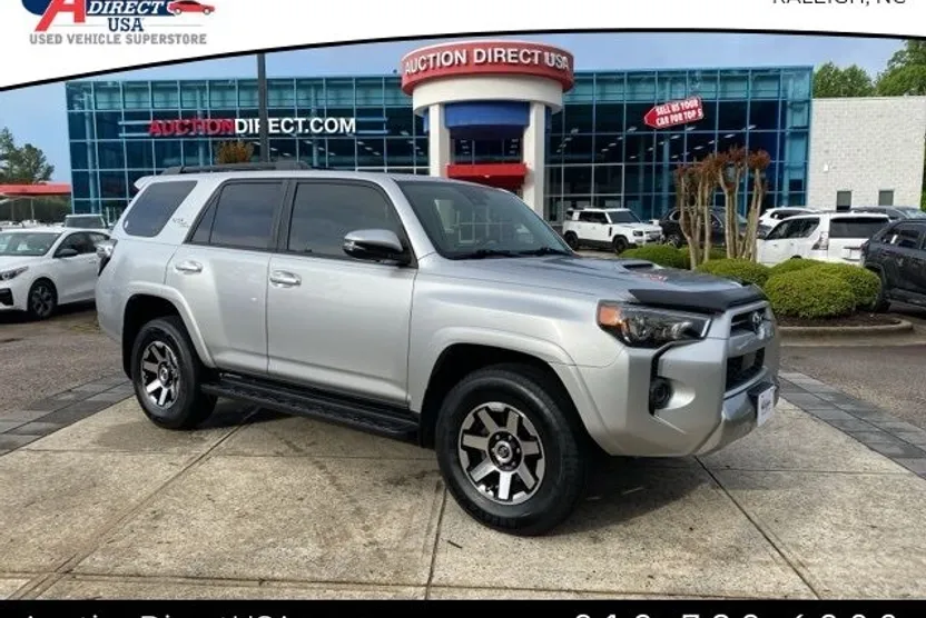 2020 Toyota 4Runner TRD Off-Road Premium photo 1