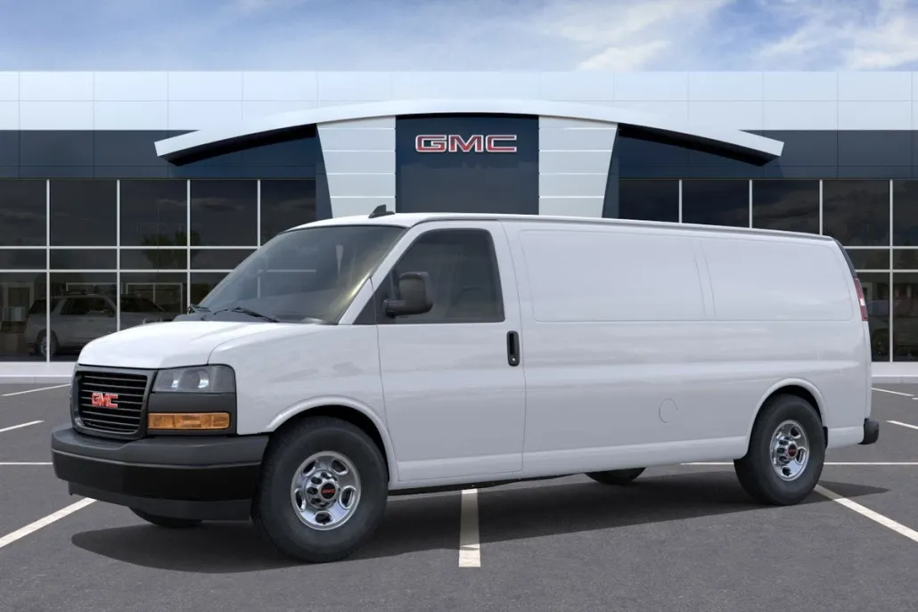 2025 Gmc Savana Cargo 3500 photo 1