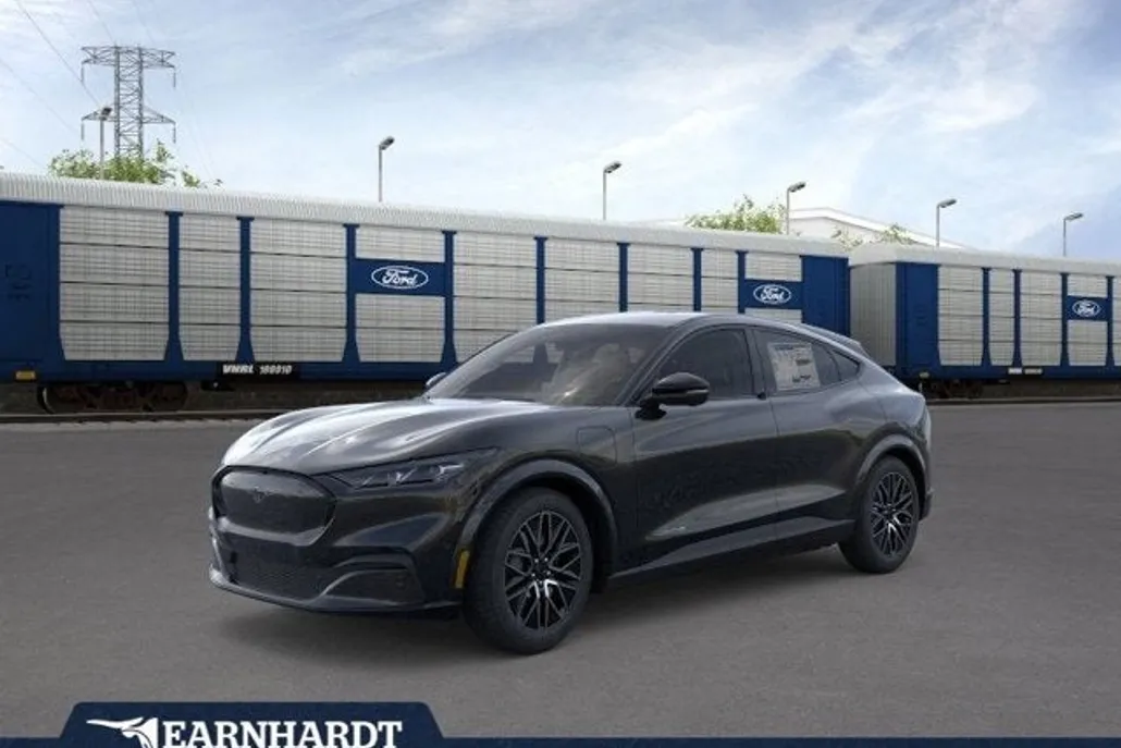 2025 Ford Mustang Mach-E Premium photo 1