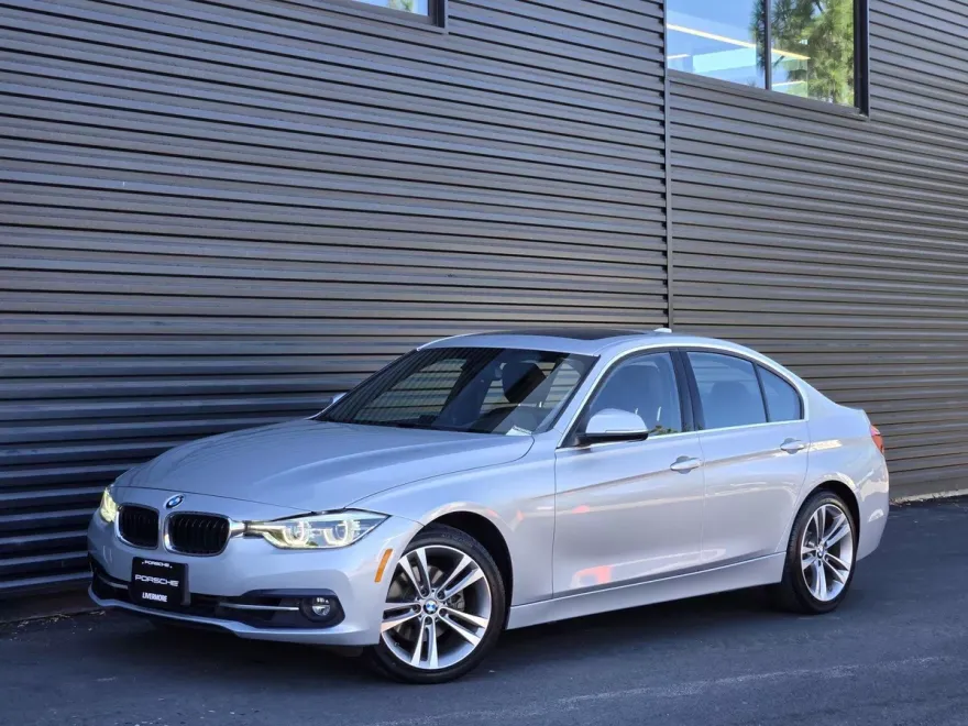 2018 Bmw 330i xDrive Sedan photo 1