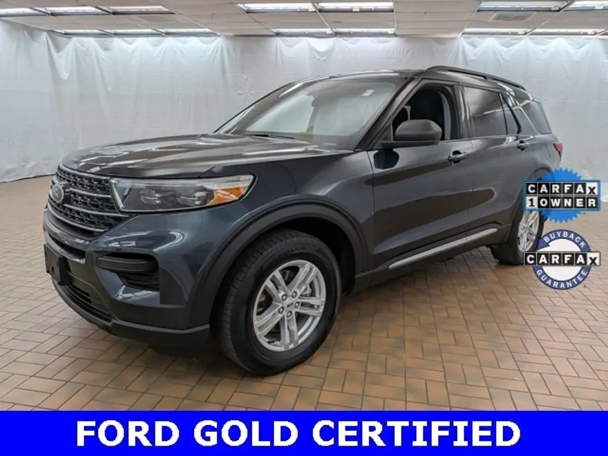 2023 Ford Explorer XLT photo 1