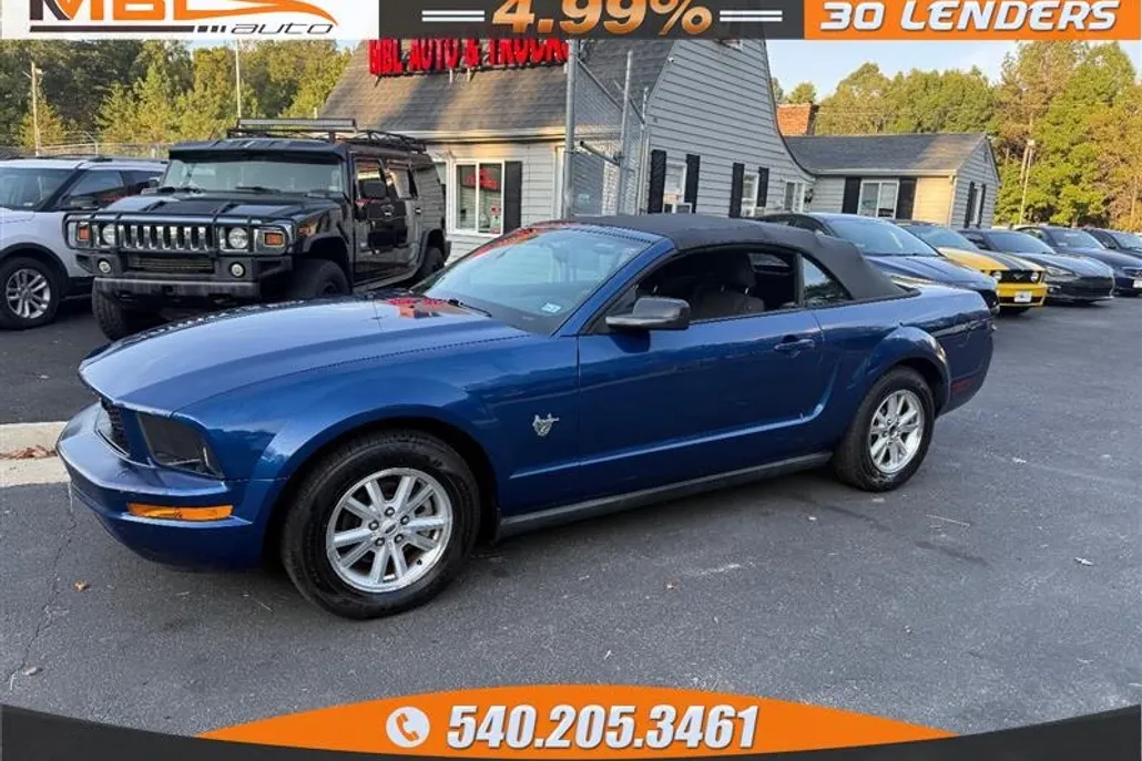 2009 Ford Mustang Convertible photo 1