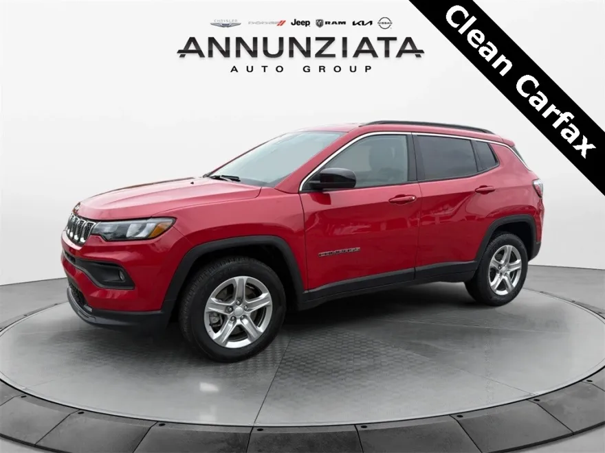 2024 Jeep Compass Latitude photo 1