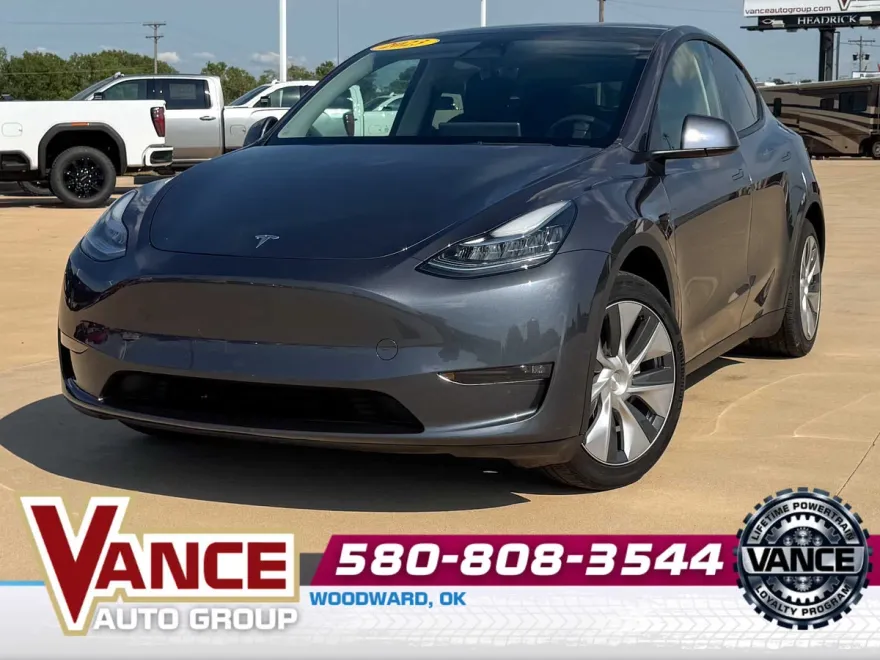 2023 Tesla Model Y Long Range photo 1