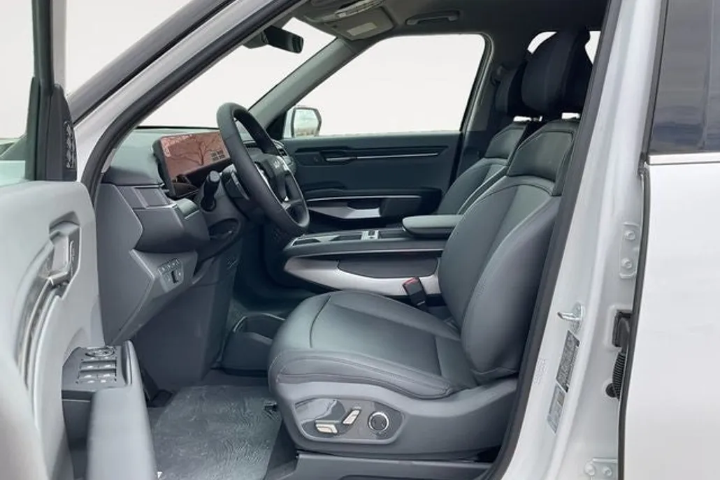 2026 Kia EV9 Light photo 1