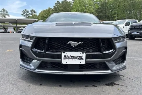 2025 Ford Mustang GT photo 3