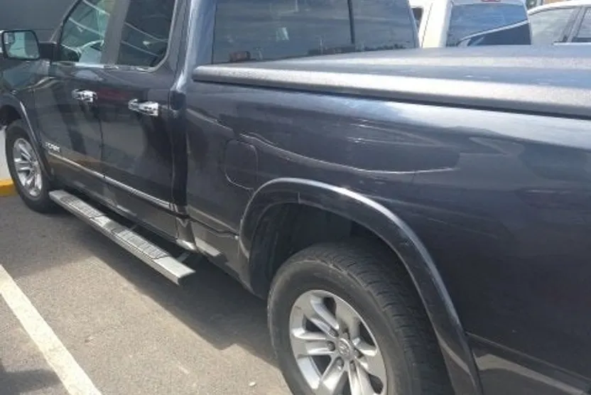 2019 Ram 1500 Laramie photo 1