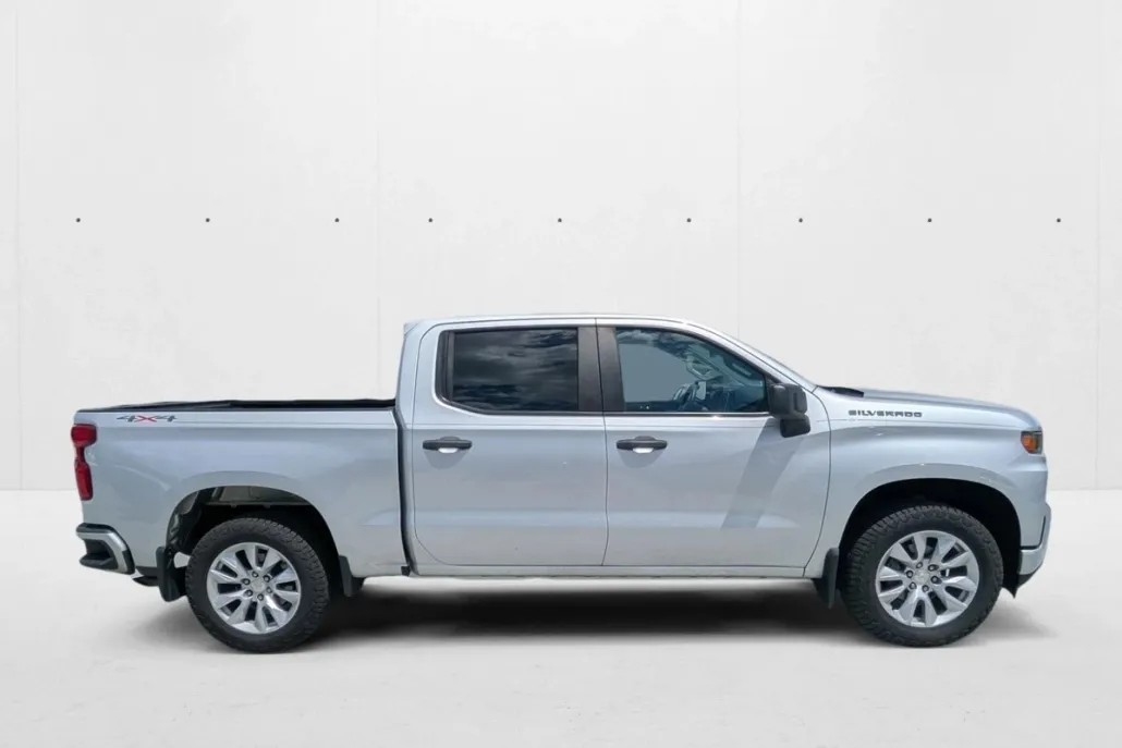 2020 Chevrolet Silverado 1500 Custom photo 1
