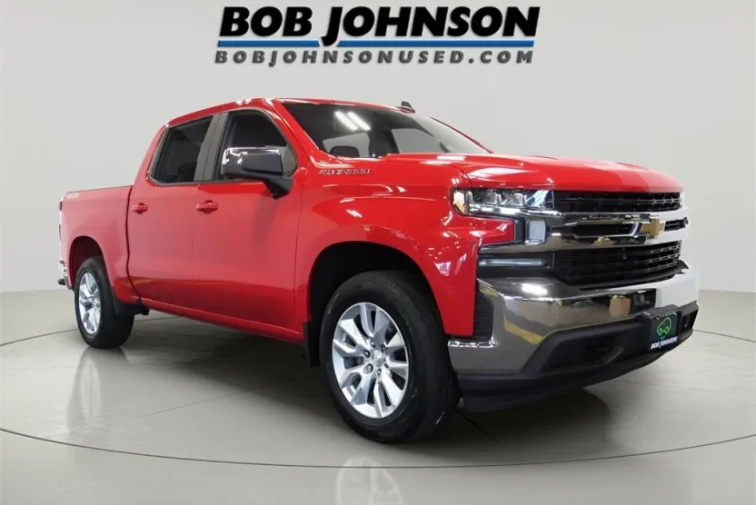 2021 Chevrolet Silverado 1500 LT photo 1