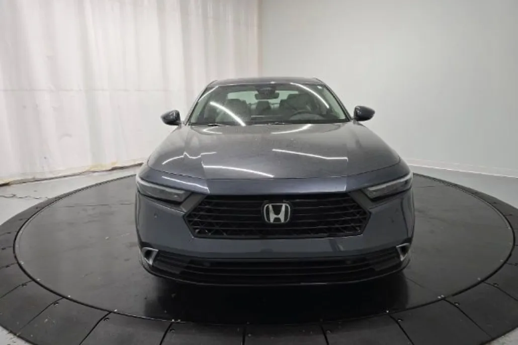 2025 Honda Accord Hybrid Touring photo 1