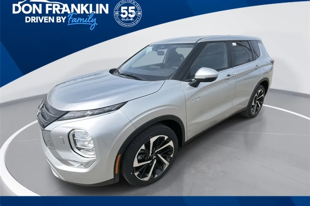 2025 Mitsubishi Outlander PHEV SE photo 1