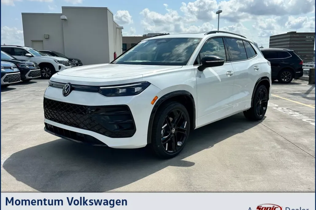 2025 Volkswagen Tiguan SE R-Line Black photo 1
