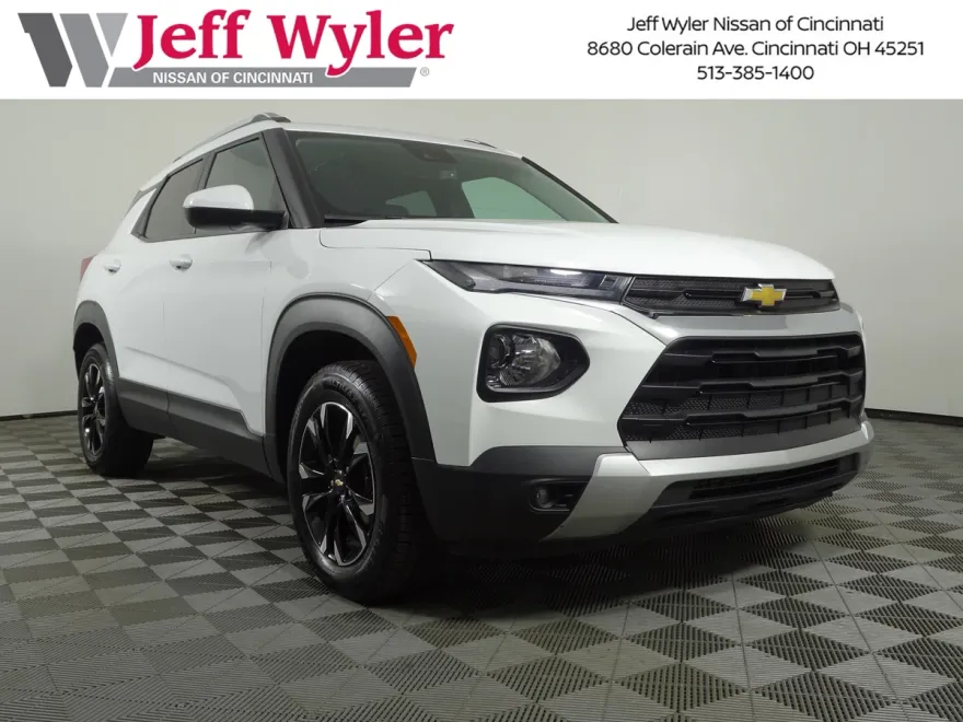 2023 Chevrolet Trailblazer LT photo 1