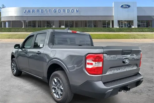 2025 Ford Maverick XLT photo 3