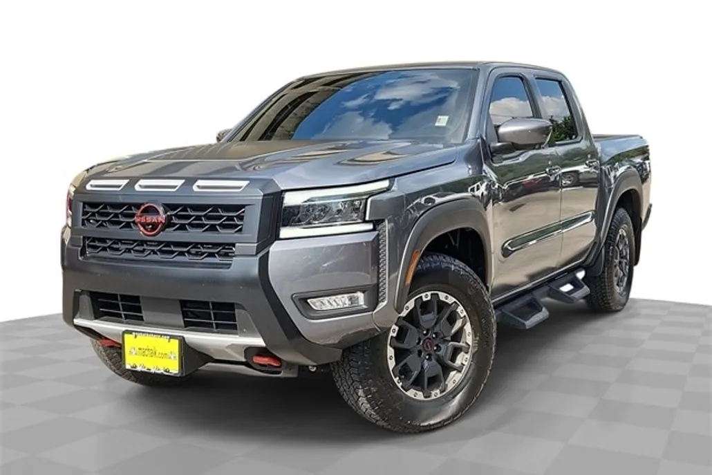 2025 Nissan Frontier PRO-4X photo 1