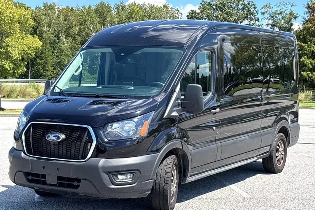 2024 Ford Transit Passenger XL photo 1