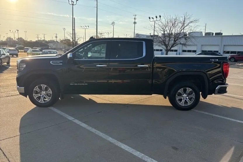 2025 Gmc Sierra 1500 SLT photo 1