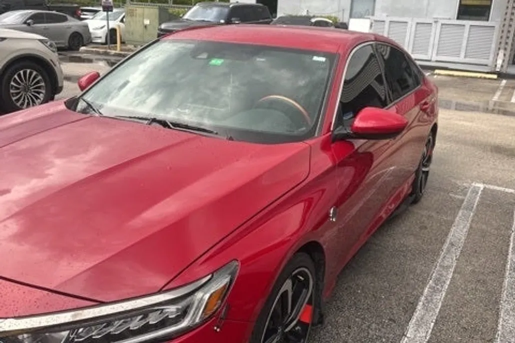 2019 Honda Accord Sport photo 1