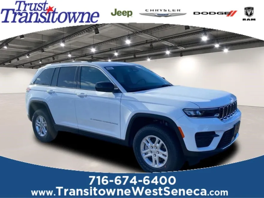 2025 Jeep Grand Cherokee Laredo photo 1