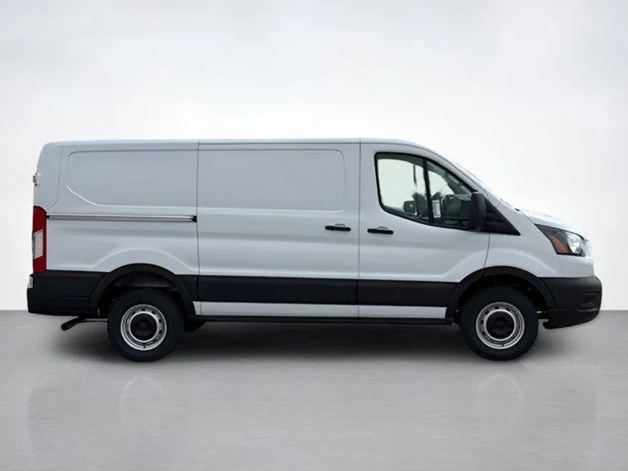 2025 Ford Transit photo 1