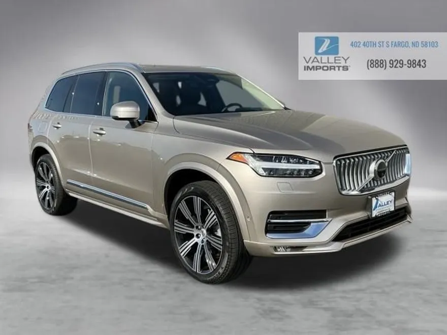 2025 Volvo XC90 photo 1