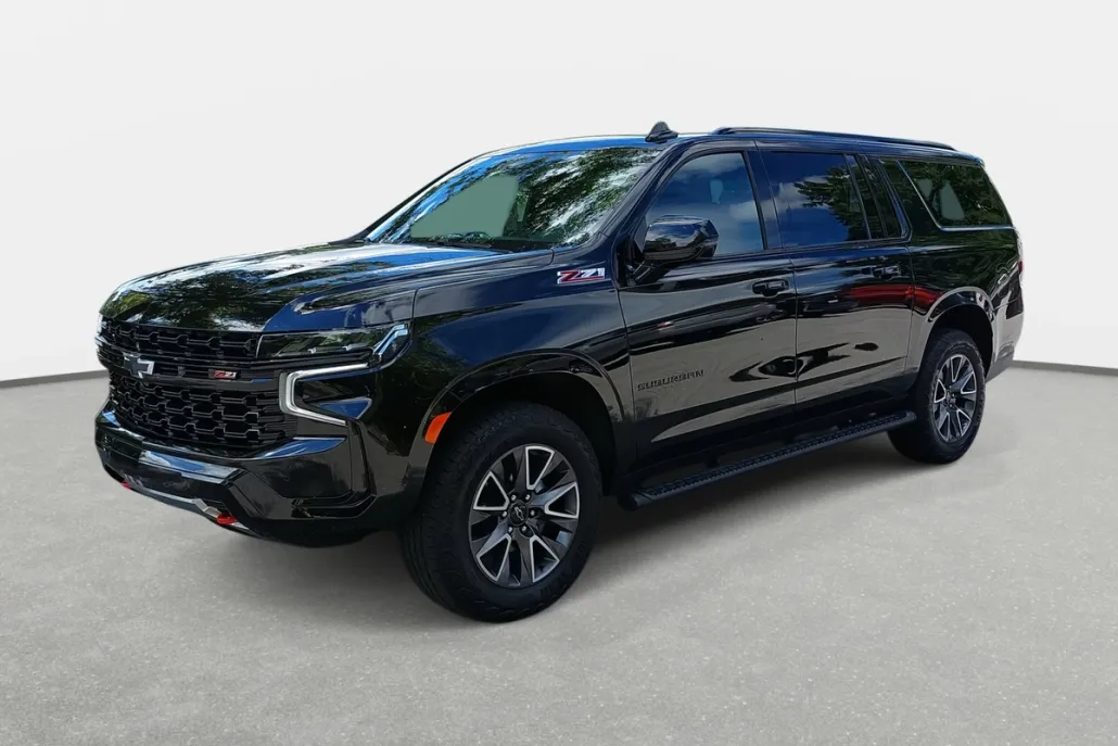2024 Chevrolet Suburban Z71 photo 1