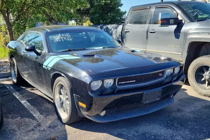 2011 Dodge Challenger R/T photo 1