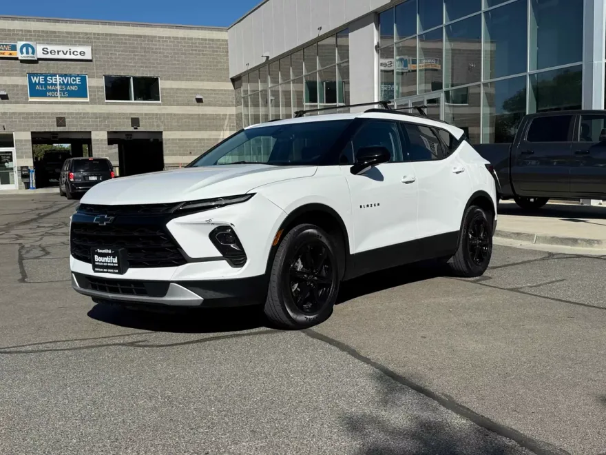 2024 Chevrolet Blazer 2LT photo 1