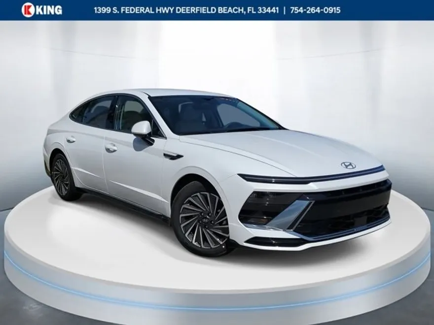 2025 Hyundai Sonata Hybrid SEL photo 1