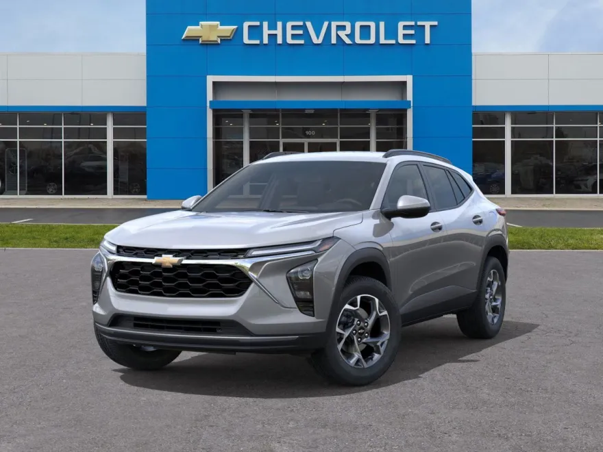 2025 Chevrolet Trax LT photo 1