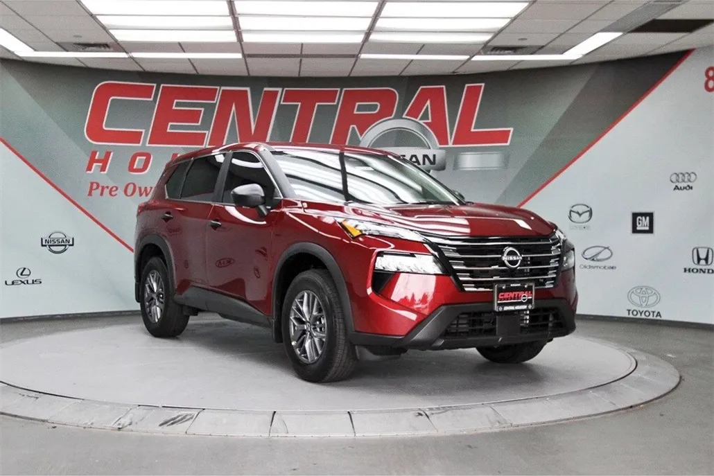 2026 Nissan Rogue S photo 1