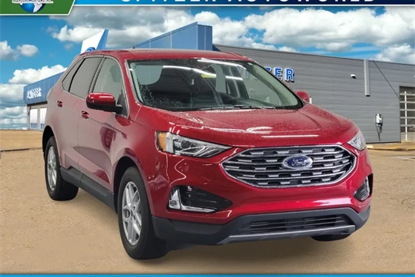 2022 Ford Edge SEL photo 1