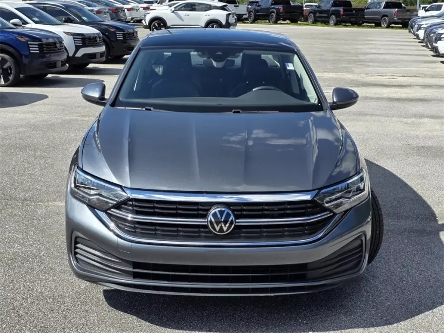2024 Volkswagen Jetta 1.5T SE photo 1