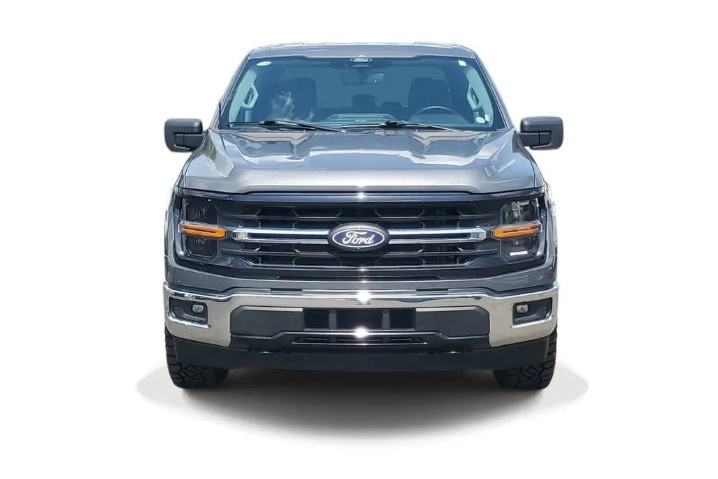 2024 Ford F-150 XLT photo 1