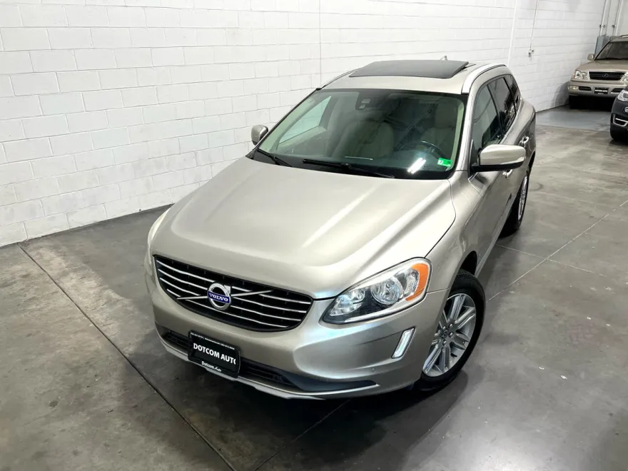 2016 Volvo XC60 T5 Premier photo 1