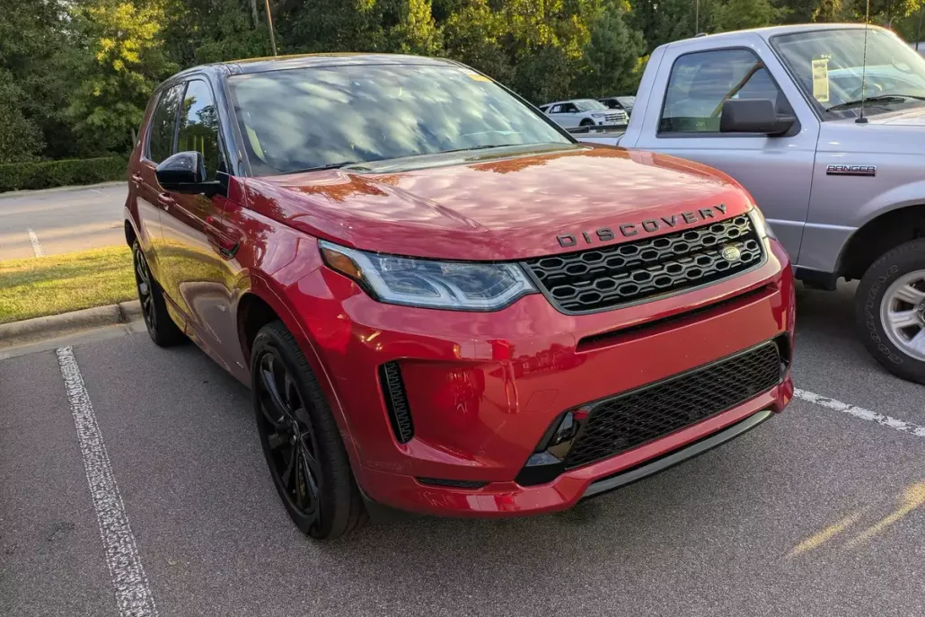 2020 Land Rover Discovery Sport SE R-Dynamic photo 1