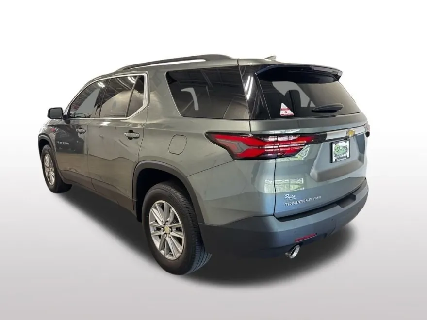 2022 Chevrolet Traverse Cloth photo 1