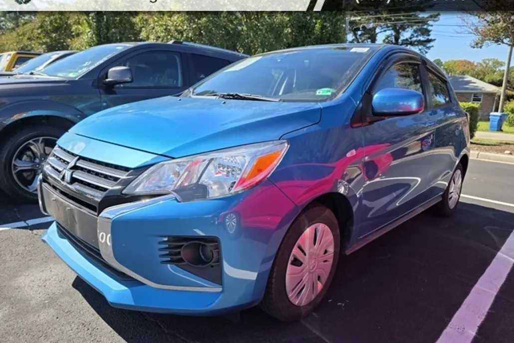 2024 Mitsubishi Mirage ES photo 1